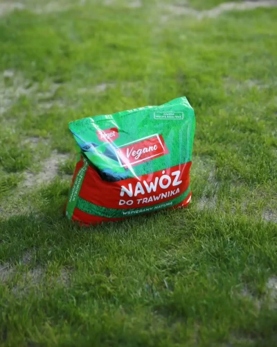 nawóz do trawnika - wysokoazotowy Vegano.webp